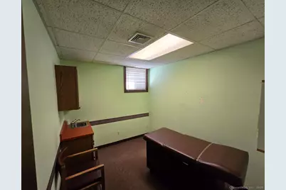 25 Clinton Street, New Britain, CT 06053 - Photo 18