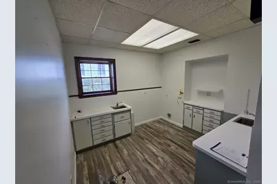 25 Clinton Street, New Britain, CT 06053 - Photo 12