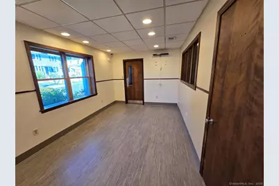 25 Clinton Street, New Britain, CT 06053 - Photo 2