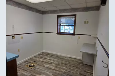 25 Clinton Street, New Britain, CT 06053 - Photo 8