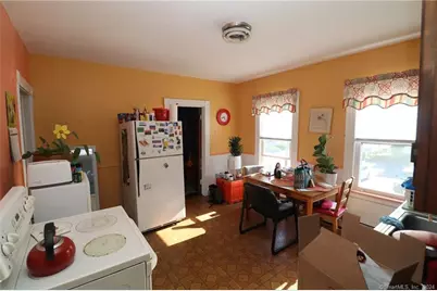 25 Clinton Street, New Britain, CT 06053 - Photo 26