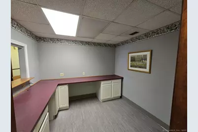 25 Clinton Street, New Britain, CT 06053 - Photo 4