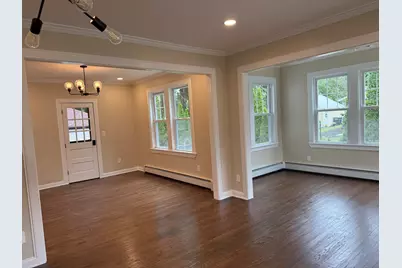 520 Savoy Street, Bridgeport, CT 06606 - Photo 6