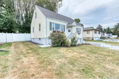 78 Edgecomb Street, Hamden, CT 06517 - Photo 4