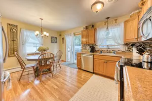 78 Edgecomb St, Hamden, CT 06517 - Photo 12