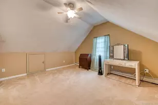 78 Edgecomb St, Hamden, CT 06517 - Photo 24