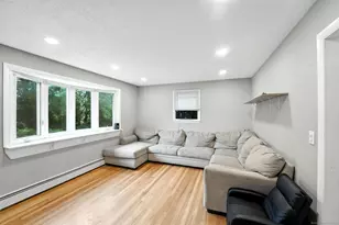 24 Gifford Ln, Bozrah, CT 06334 - Photo 6