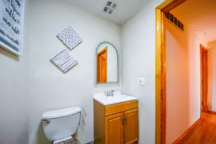 27 Towne House Rd, Hamden, CT 06514 - Photo 24