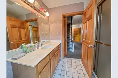 257 East Center Street, Manchester, CT 06040 - Photo 22