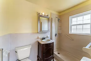 223 Glenbrook Rd, Stamford, CT 06906 - Photo 24