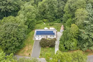 40 Winthrop Pl, Monroe, CT 06468 - Photo 34