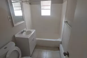 63 Huntington St, Hartford, CT 06105 - Photo 4