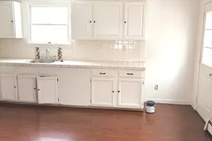 106 Howard Ave, Ansonia, CT 06401 - Photo 4