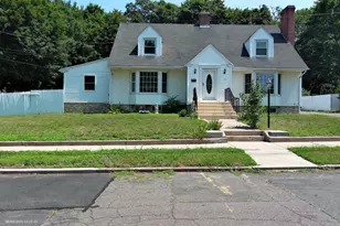 20 Rosina Rd, Hamden, CT 06514 - Photo 2