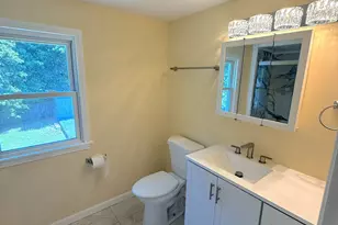 20 Rosina Rd, Hamden, CT 06514 - Photo 16