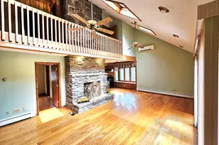 4 Goulart Dr, Bozrah, CT 06334 - Photo 8