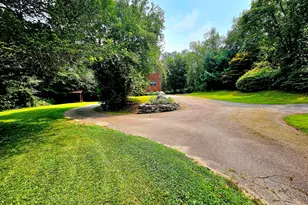 4 Goulart Dr, Bozrah, CT 06334 - Photo 6