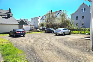 11 Dwight Ct, New Britain, CT 06051 - Photo 24