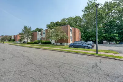 20 Thompson Road #APT 8A, Manchester, CT 06040 - Photo 20