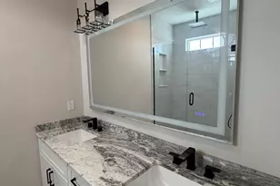 54 High St, Wallingford, CT 06472 - Photo 8