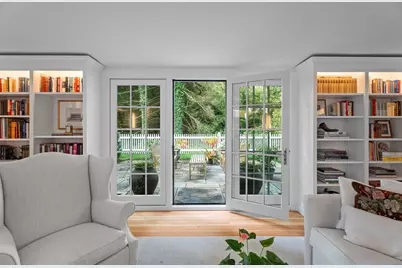 8 Lieutenant River Lane, Old Lyme, CT 06371 - Photo 10