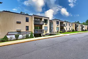 175 Mill Pond Rd, Hamden, CT 06514 - Photo 38