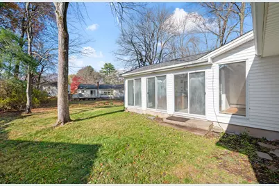 11 Rye Ridge Parkway, West Hartford, CT 06117 - Photo 20