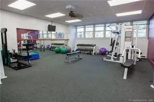 31 Woodland St, Hartford, CT 06105 - Photo 4