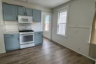 133 Ash St, Bridgeport, CT 06605 - Photo 2