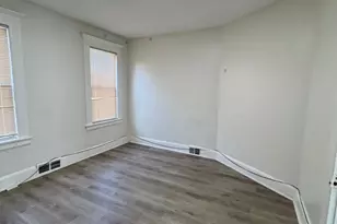 133 Ash St, Bridgeport, CT 06605 - Photo 12