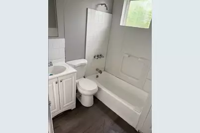 95 Center Street #2nd, Bridgeport, CT 06604 - Photo 2