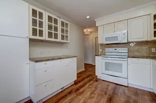 85 Viscount Dr, Milford, CT 06460 - Photo 20