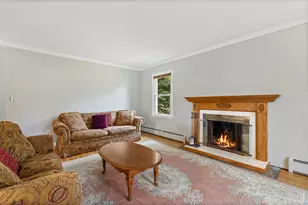 24 Pine St, Waterford, CT 06385 - Photo 8