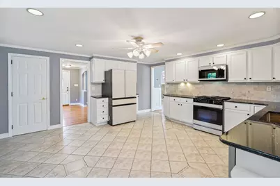 24 Haig Avenue, Stamford, CT 06905 - Photo 14