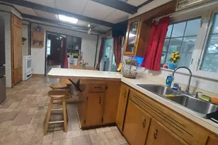 26 Perkins St, Plainfield, CT 06374 - Photo 10