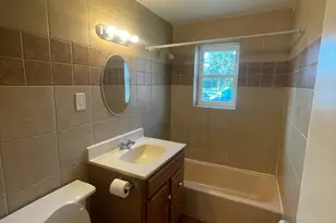 24 Merrill St, Hartford, CT 06106 - Photo 18