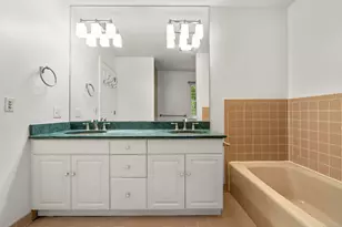 181 Old Boston Rd, Wilton, CT 06897 - Photo 18