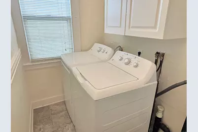 21 Oakwood Street, East Hartford, CT 06108 - Photo 6