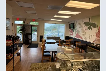 18 Great Plain Road, Danbury, CT 06810 - Photo 8