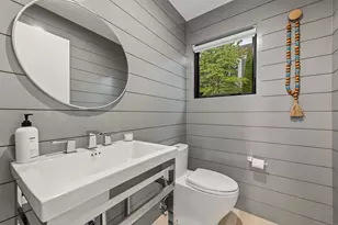 200 Hillspoint Rd, Westport, CT 06880 - Photo 18