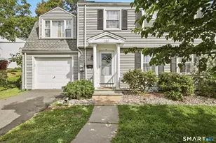 104 Bentwood Rd, West Hartford, CT 06107 - Photo 2