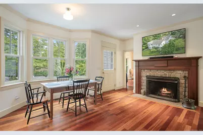 202 Weed Street, New Canaan, CT 06840 - Photo 16