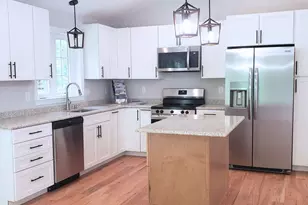 25 1st Ave, Enfield, CT 06082 - Photo 4