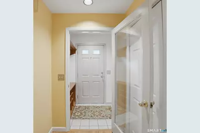 102 Heatherwood Drive #102, Brookfield, CT 06804 - Photo 2