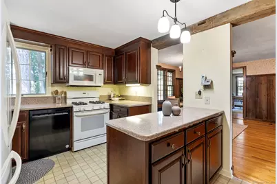 5 Robeth Lane, Wethersfield, CT 06109 - Photo 14