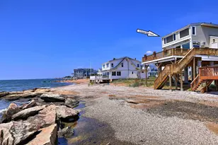 4 Cambridge Ct, East Haven, CT 06512 - Photo 4