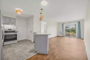 115 Short Beach Rd, Stratford, CT 06615 - Photo 8