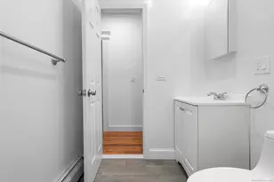 565 Carroll Ave, Bridgeport, CT 06607 - Photo 12