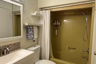 92 Shepards Knoll Dr, Hamden, CT 06514 - Photo 20