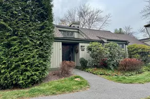 643 Heritage Vlg, Southbury, CT 06488 - Photo 2